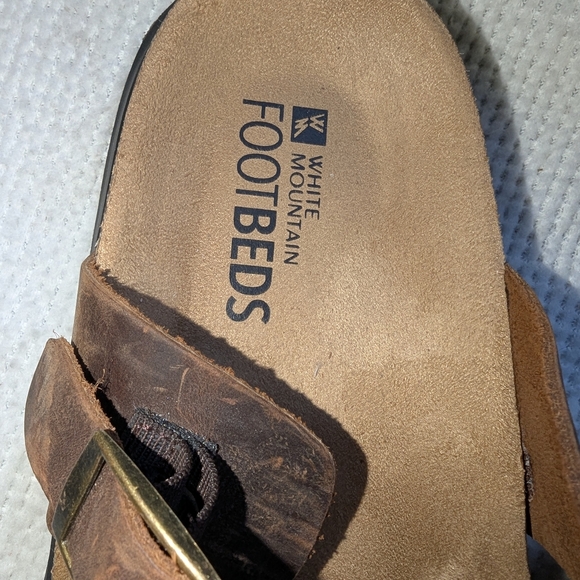 White Mountain Brown Sandals - Picture 2 of 10